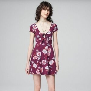 Aeropostale Burgundy Tie Front Floral Mini Dress